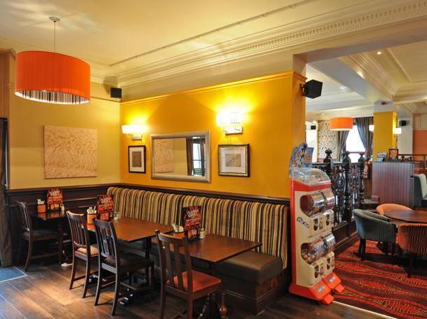 Brentwood Inn By Greene King Inns Rotherham Exterior foto